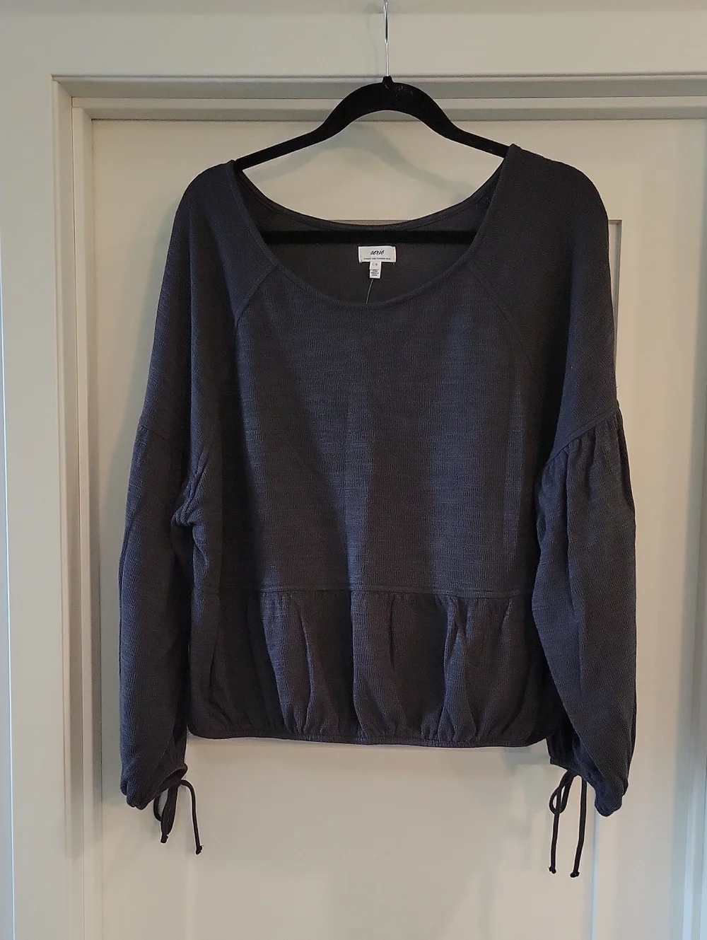Aerie Top L NWT - Picture 1 of 7